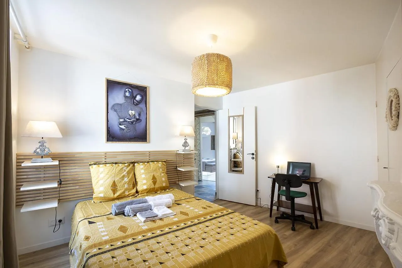 Apartment L'Emeraude - 1 A 4P - Wifi Fibre - Parking Gratuit Pont-d'Ain France