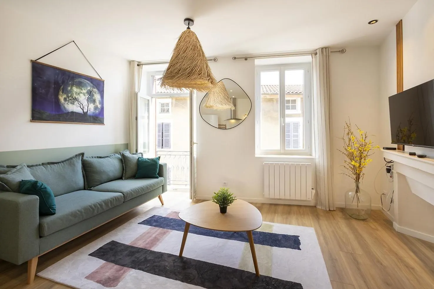 L'Emeraude - 1 A 4P - Wifi Fibre - Parking Gratuit Pont-d'Ain France